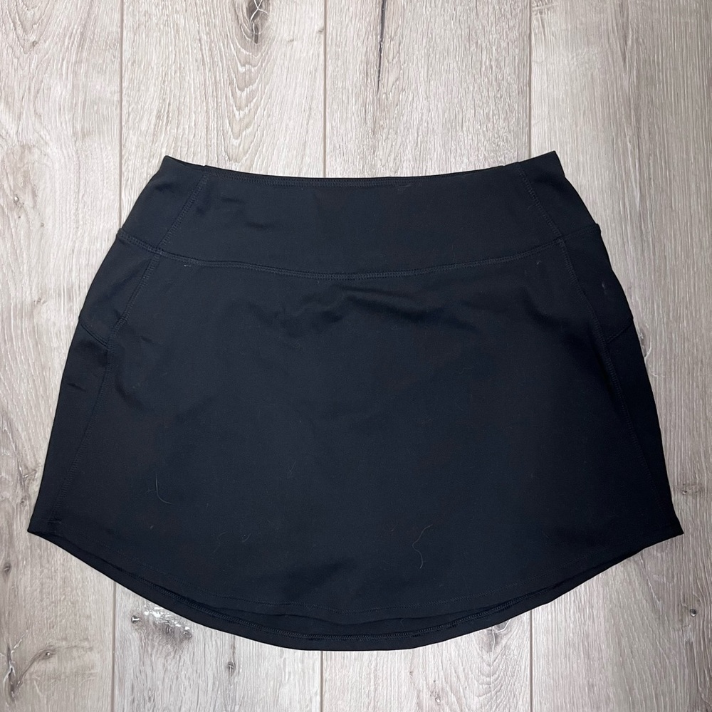 Black athletic skort